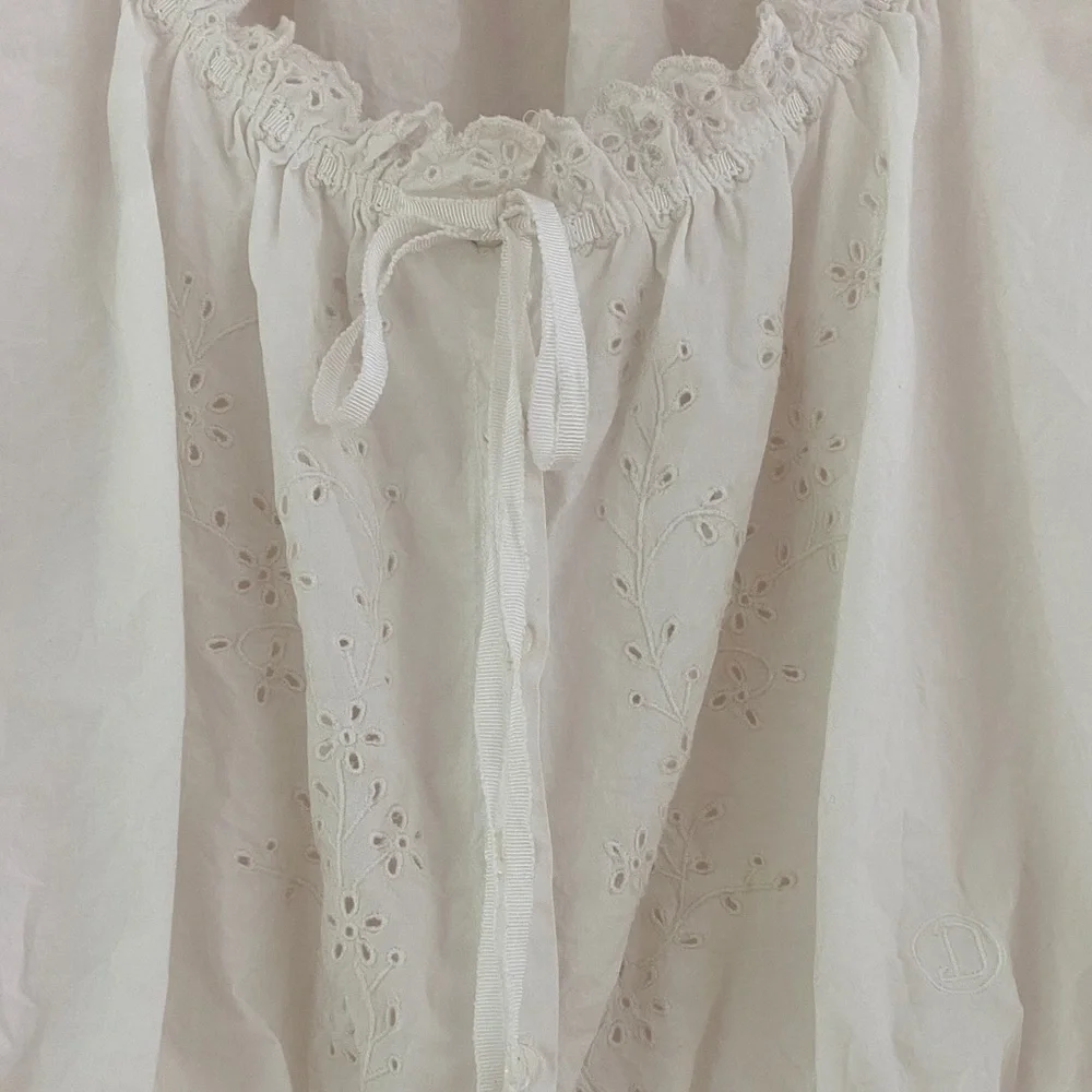 Doen White Eyelet Lace Crop Blouse - Picture 6 of 11